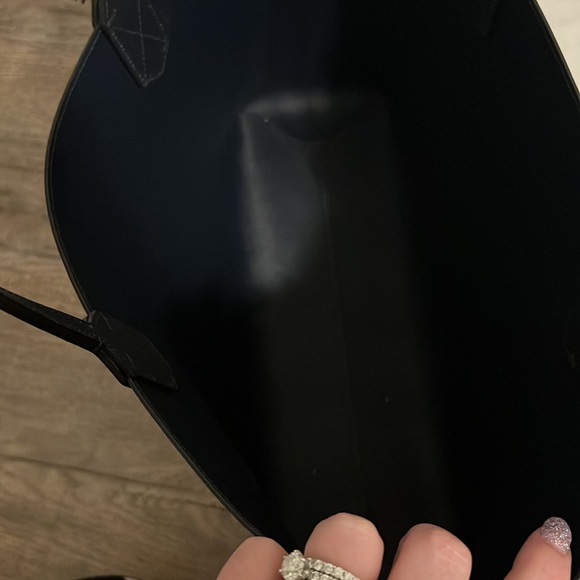 GUCCI
BLUE GG BLOOMS SUPREME CANVAS REVERSIBLE TOTE - Picture 10 of 16